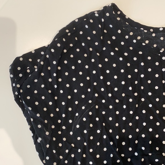 Black and white top - Picture 3 of 4